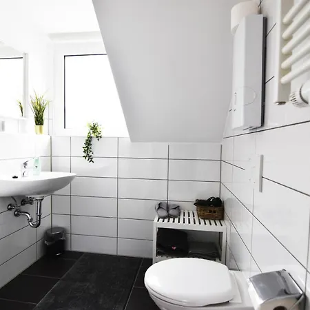 City Koln, Messenah Apartment Cologne